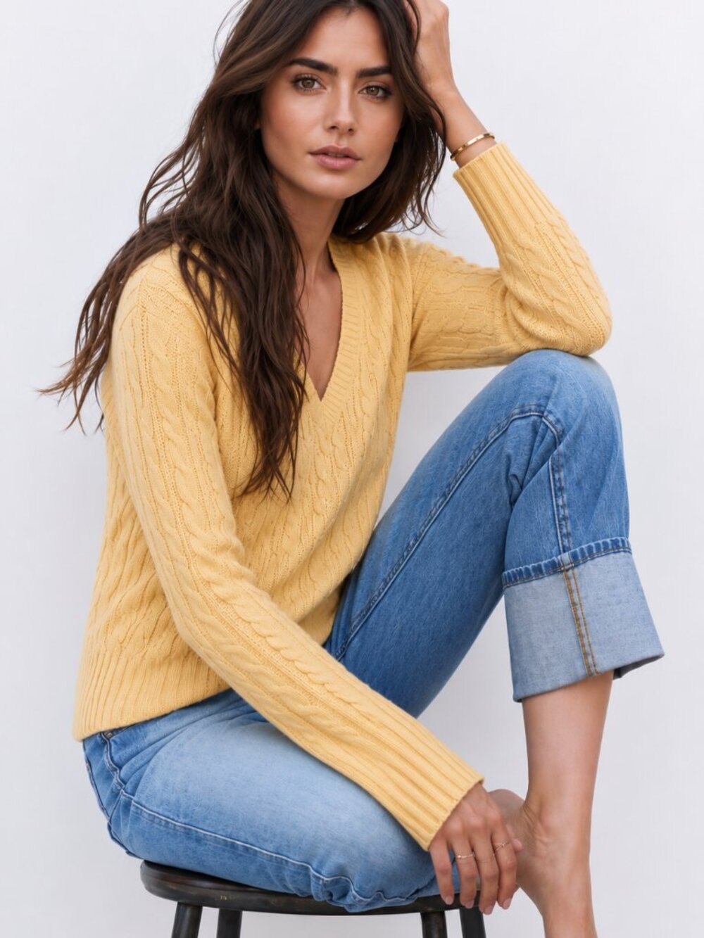 '90's Campus Crew pure cotton, butter yellow classic v-neck